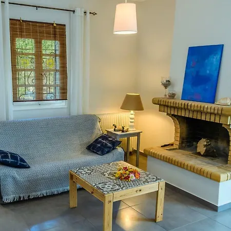 منزل ريفي Peace And Quiet In Perachora
