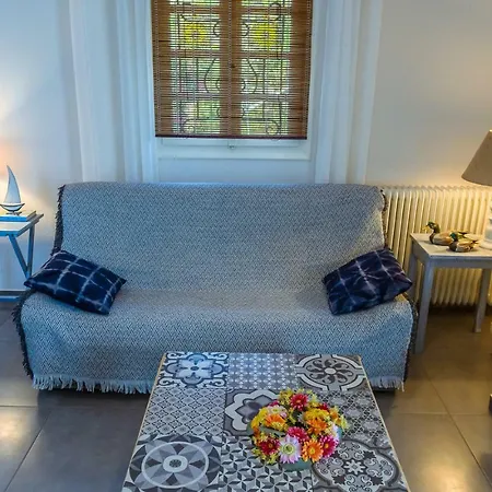 منزل ريفي Peace And Quiet In Perachora *